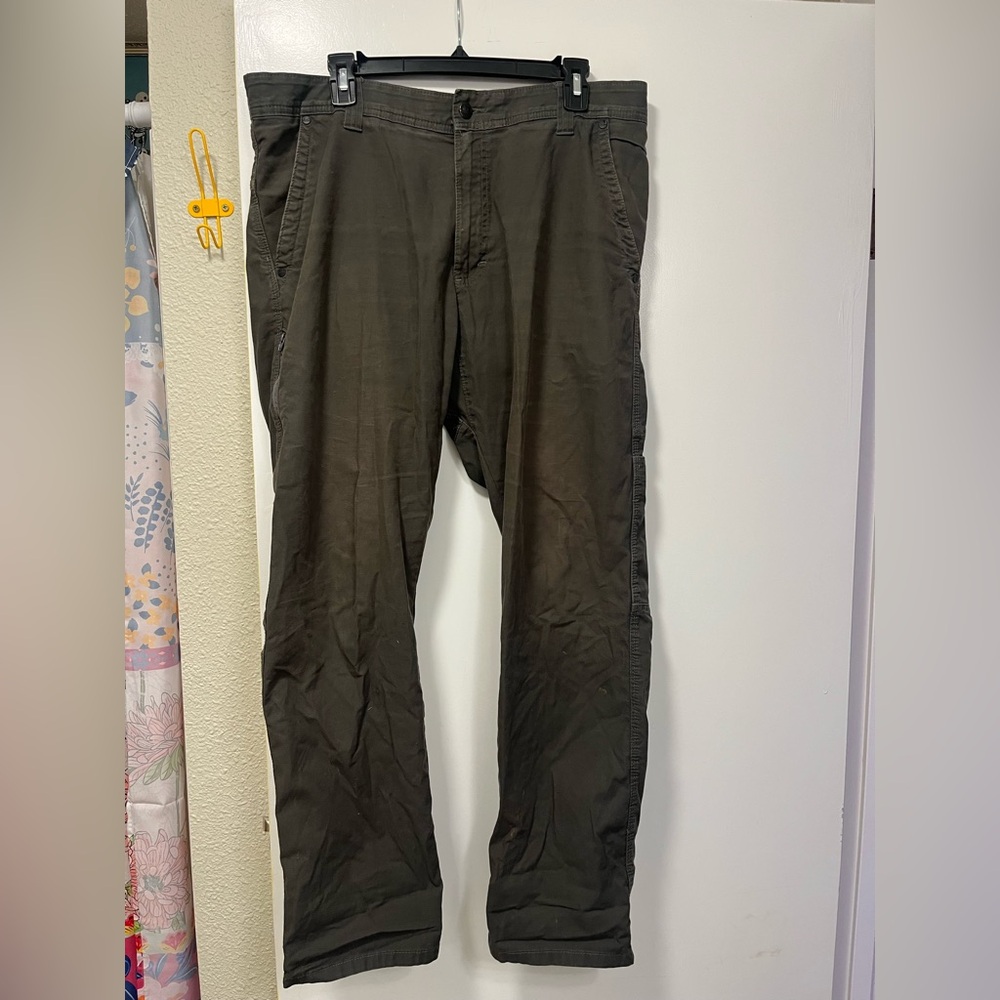 Wrangler Men's Dark Gray Chinos outdoor workwear rugged pants